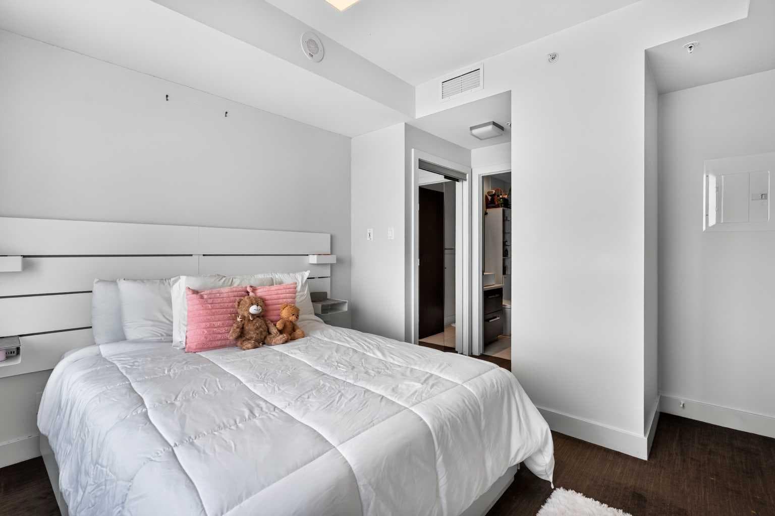 402, 10 Shawnee Hill SW