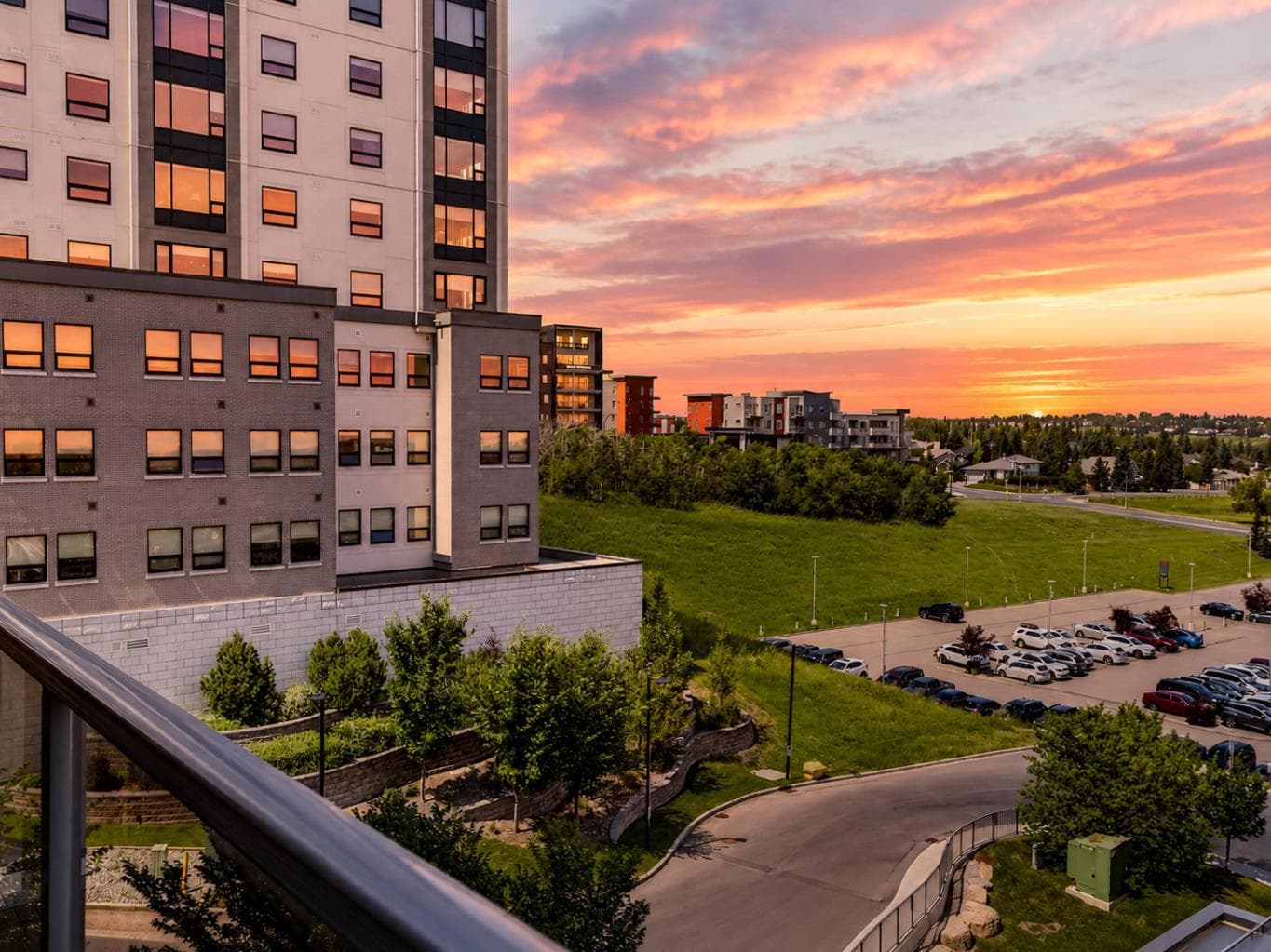 402, 10 Shawnee Hill SW