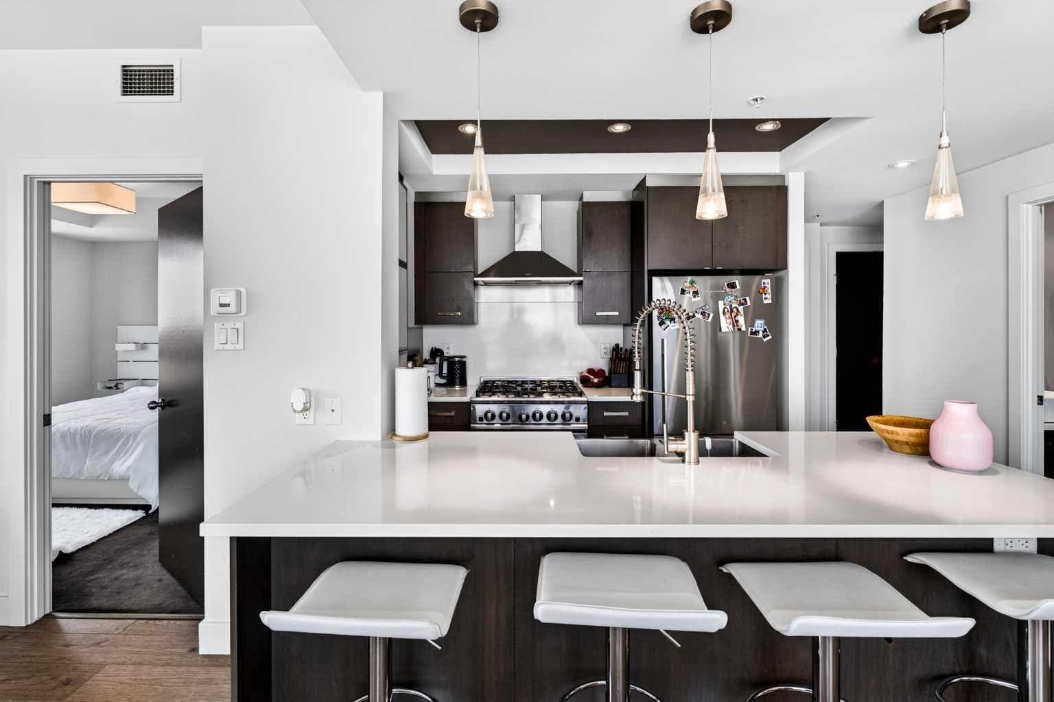 402, 10 Shawnee Hill SW