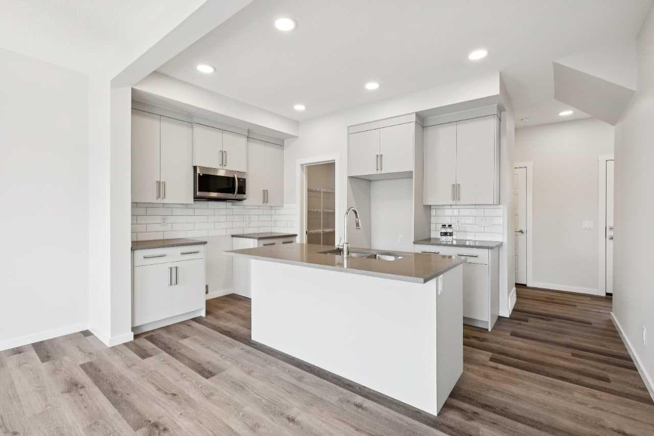 386 Heritage Boulevard 