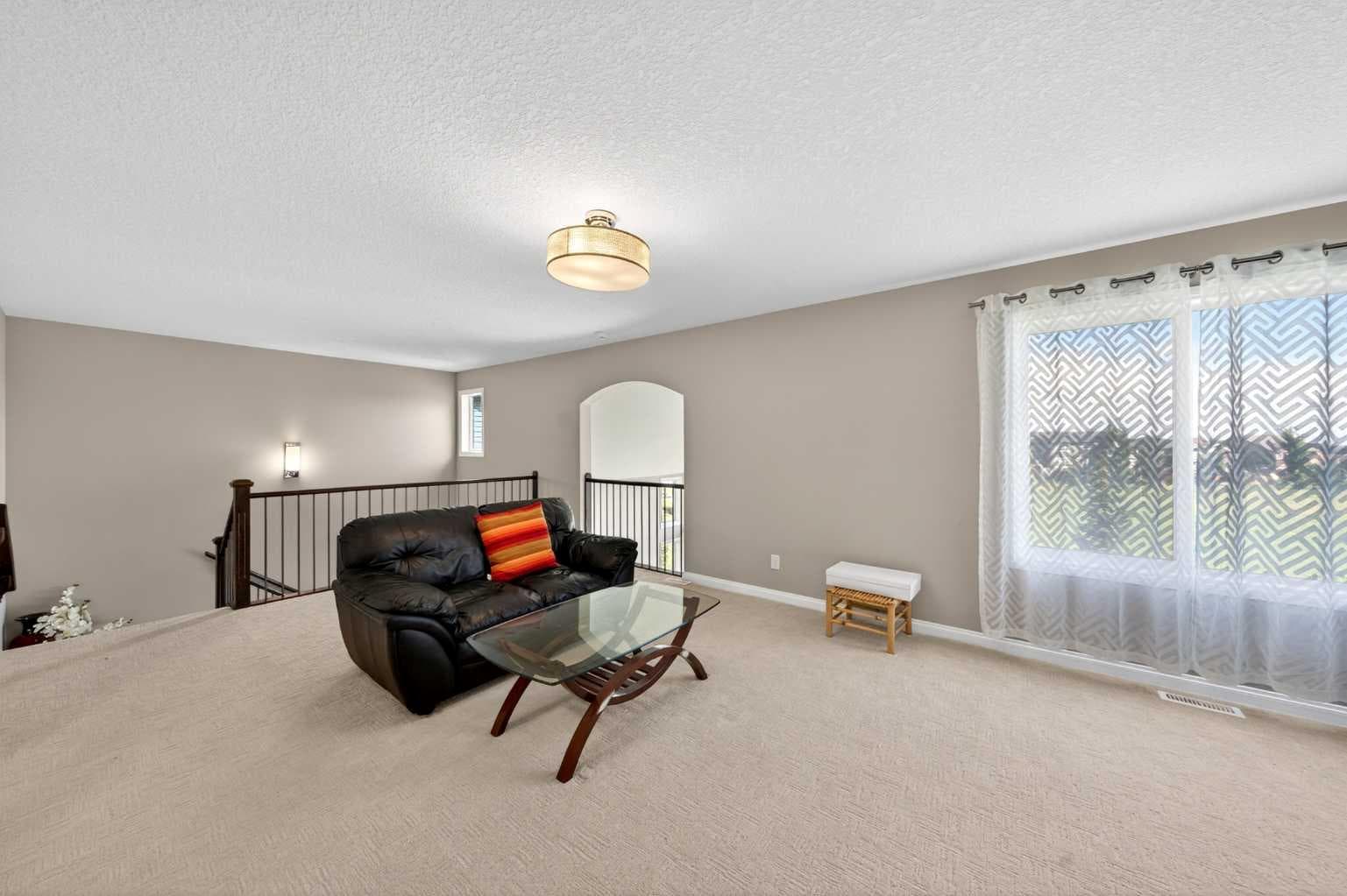 86 Nolanshire Crescent NW