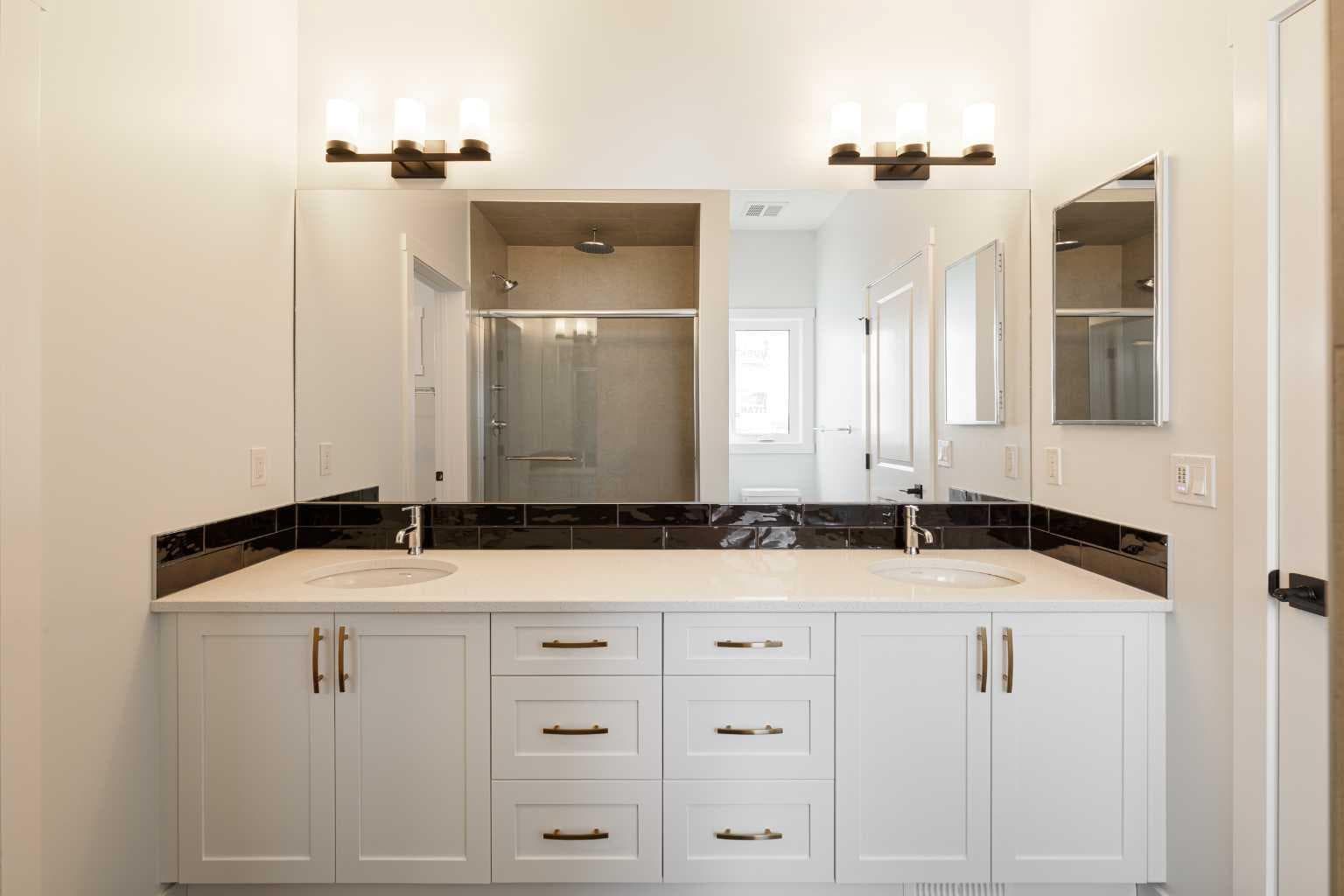 125 Monarch Bend 