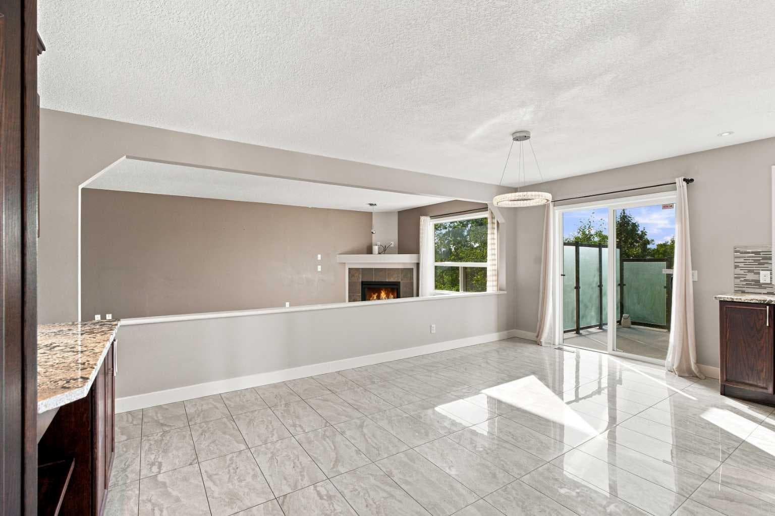 541 Citadel Meadow Bay NW