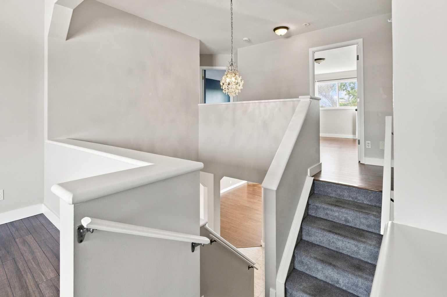 541 Citadel Meadow Bay NW