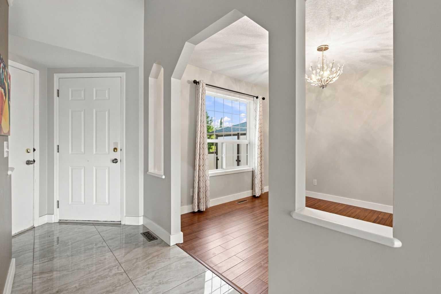 541 Citadel Meadow Bay NW