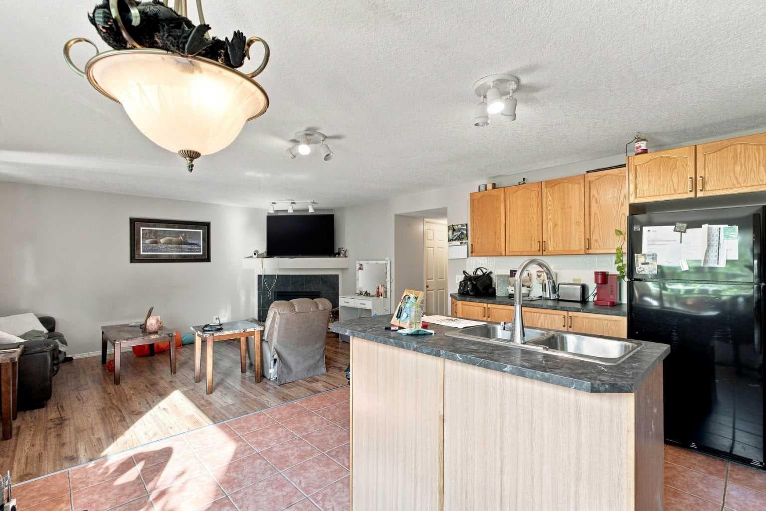 541 Citadel Meadow Bay NW