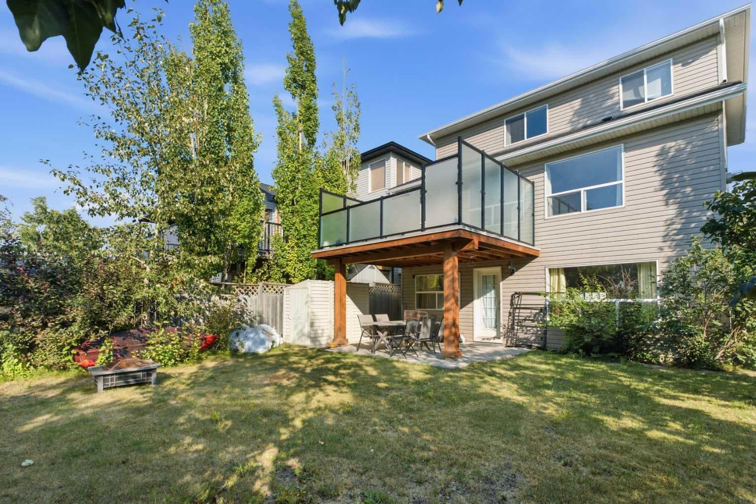 541 Citadel Meadow Bay NW