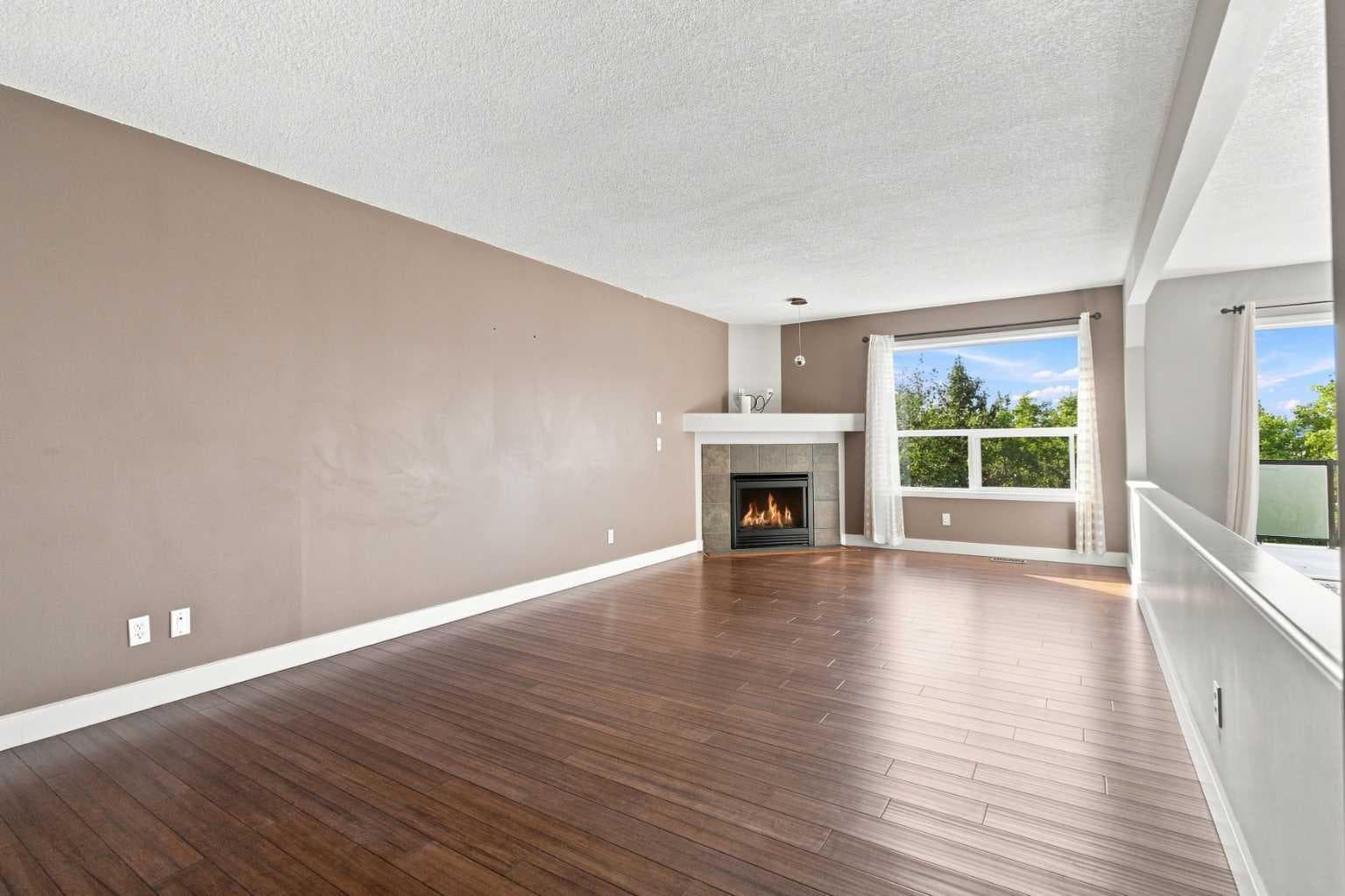 541 Citadel Meadow Bay NW