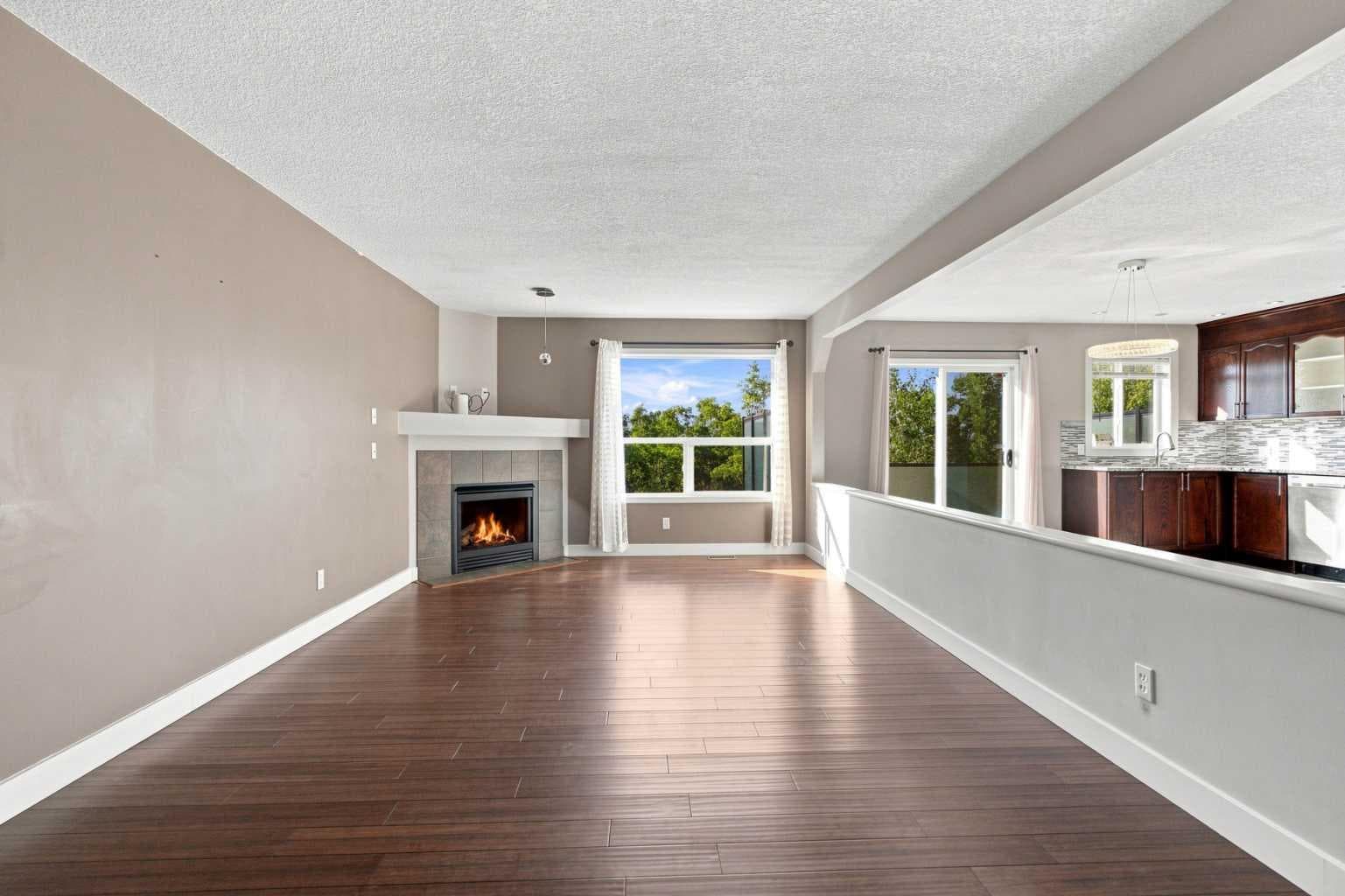 541 Citadel Meadow Bay NW
