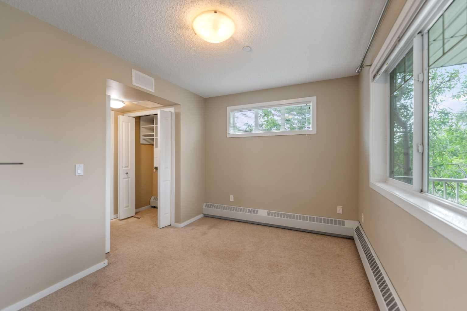 1213, 4 Kingsland Close SE