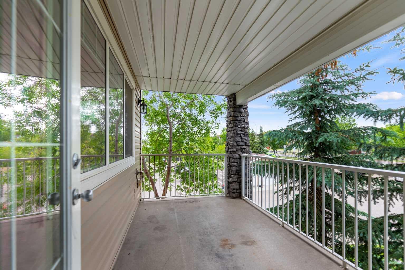1213, 4 Kingsland Close SE