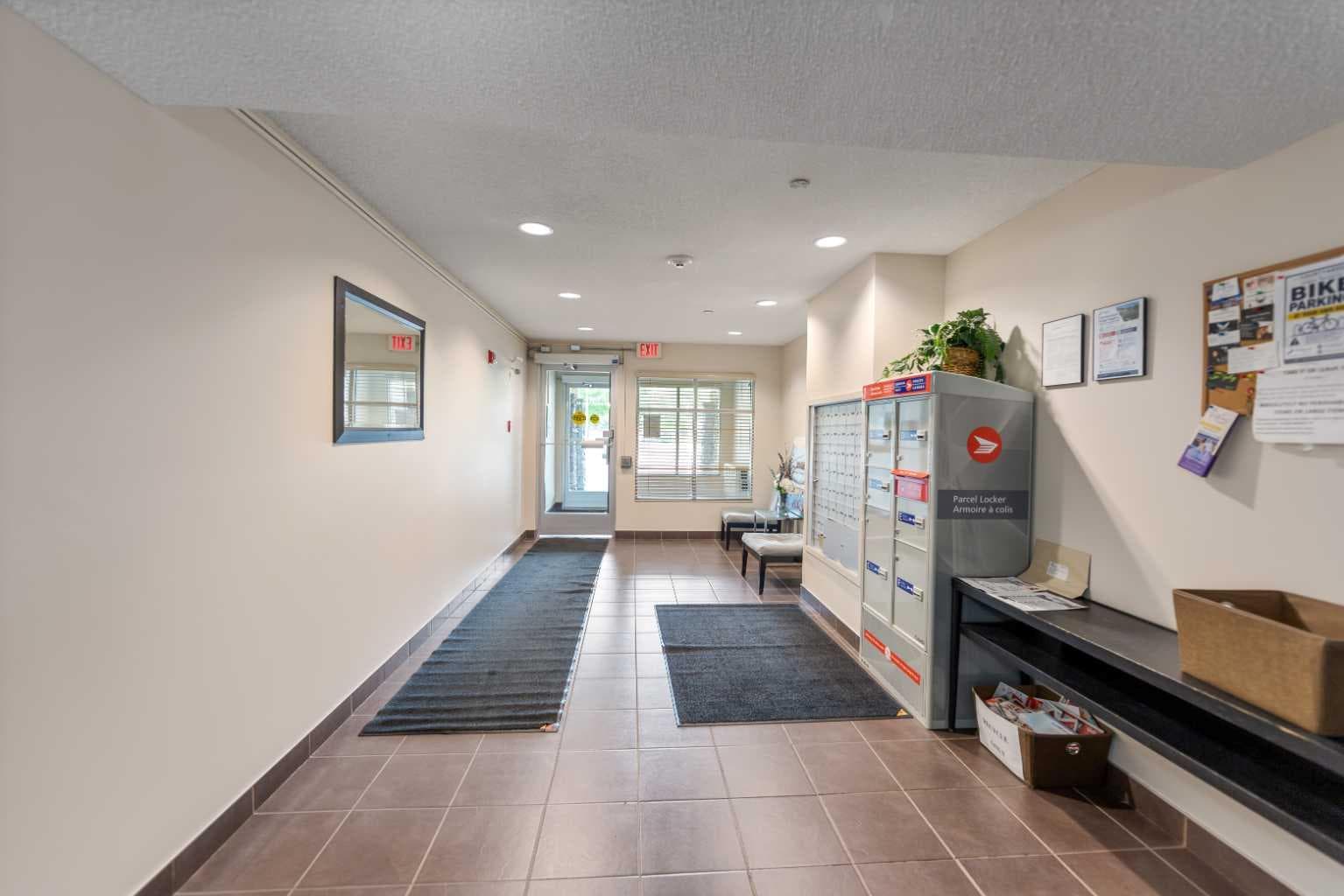 1213, 4 Kingsland Close SE