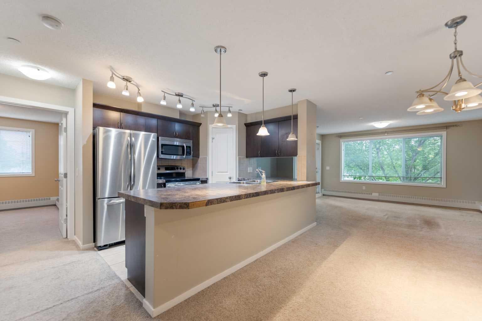 1213, 4 Kingsland Close SE