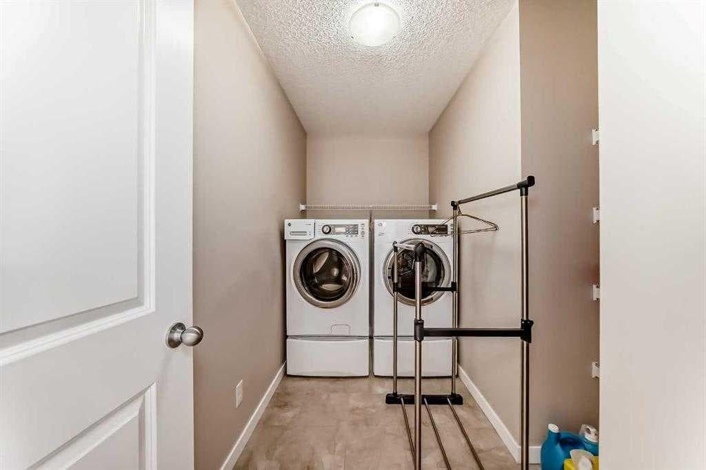 12 Kincora Mews NW