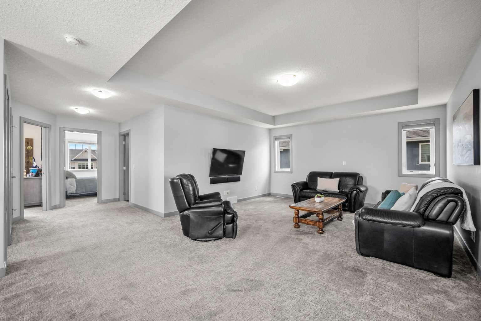 229 Stonemere Bay 