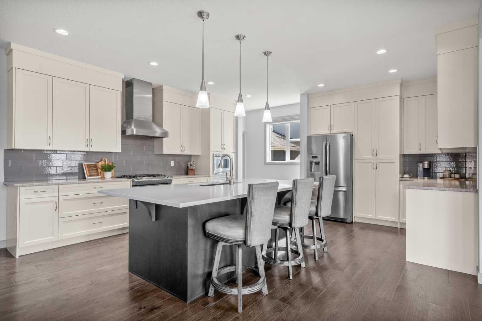 229 Stonemere Bay 