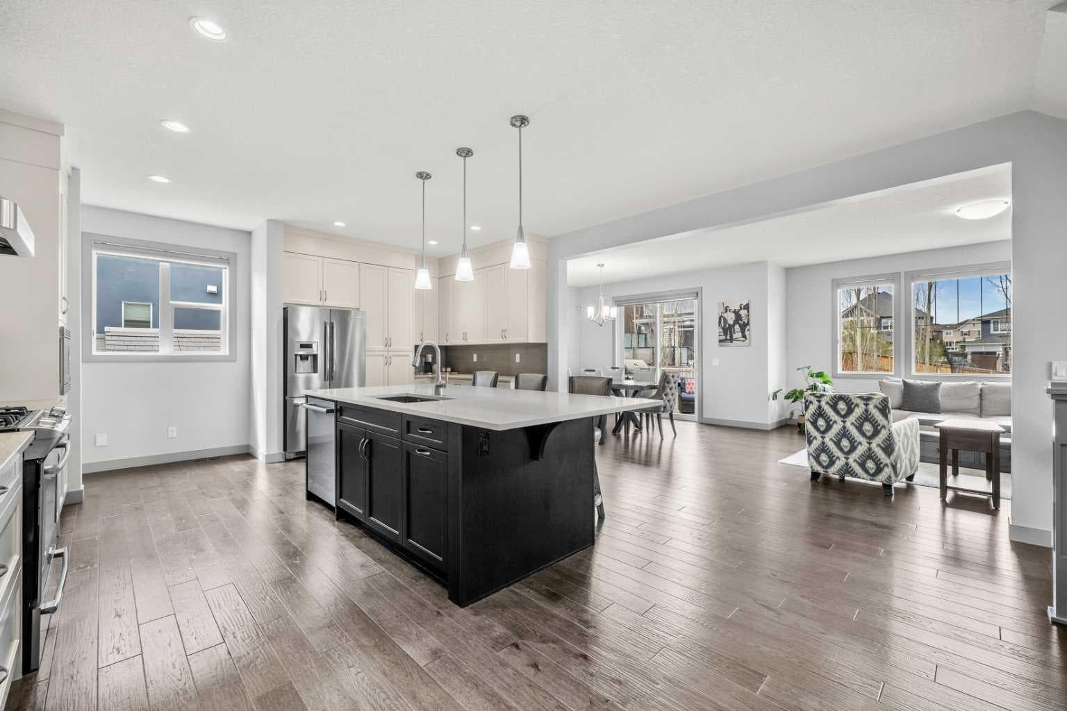 229 Stonemere Bay 