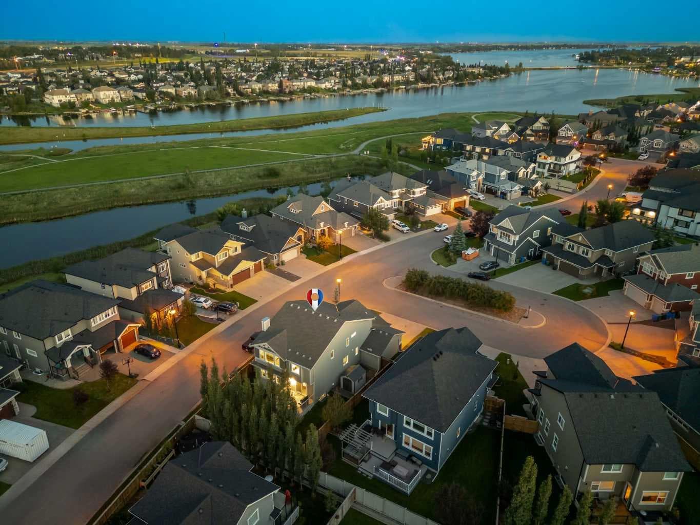 229 Stonemere Bay 