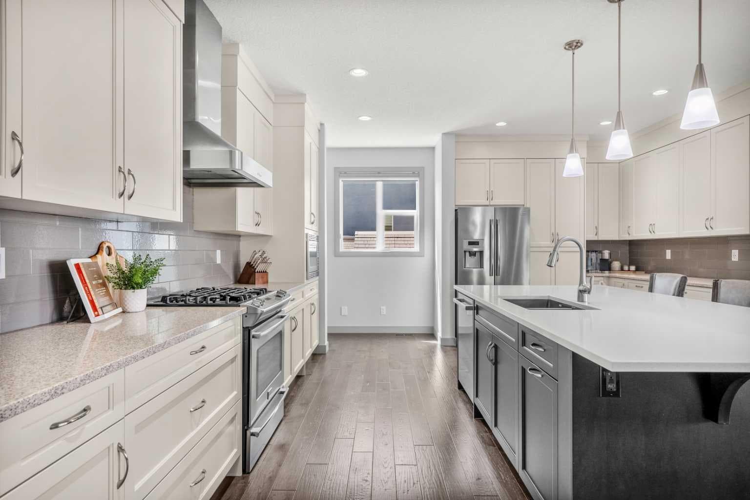 229 Stonemere Bay 