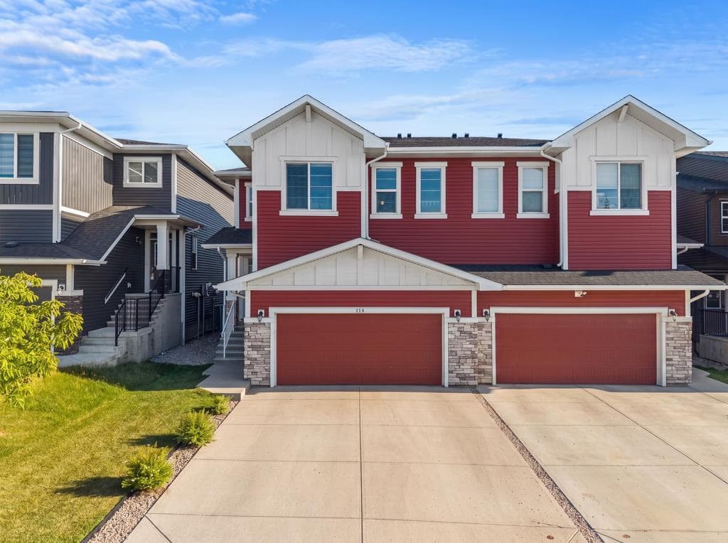 114 Crestbrook Way SW