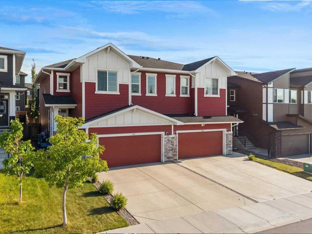 114 Crestbrook Way SW