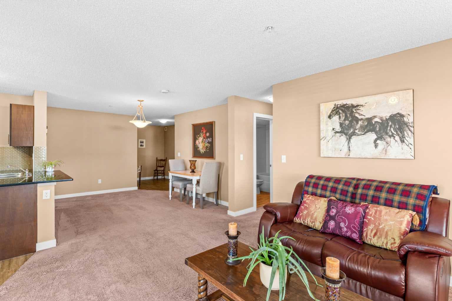 7202, 403 Mackenzie Way SW