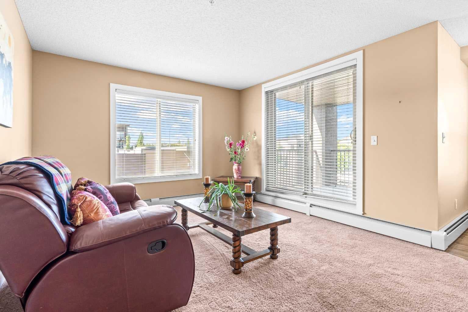 7202, 403 Mackenzie Way SW