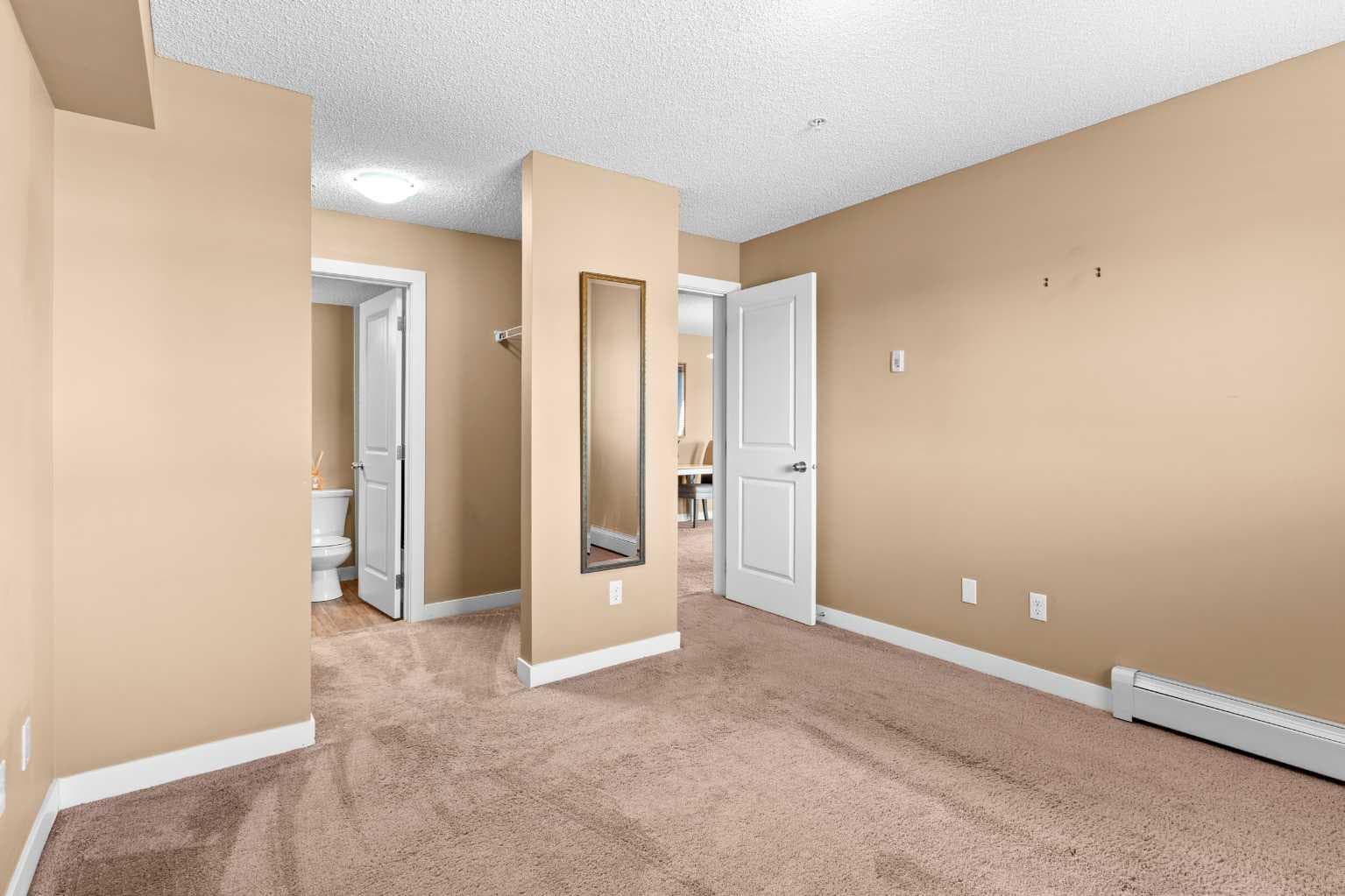 7202, 403 Mackenzie Way SW