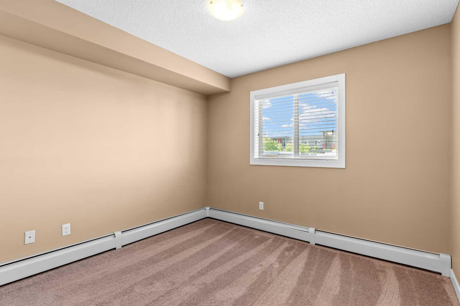 7202, 403 Mackenzie Way SW