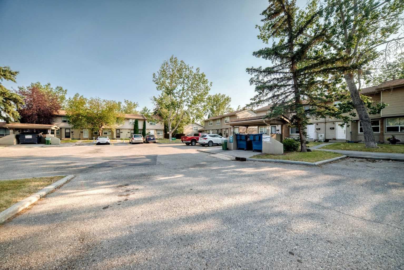 13, 123 Queensland Drive SE