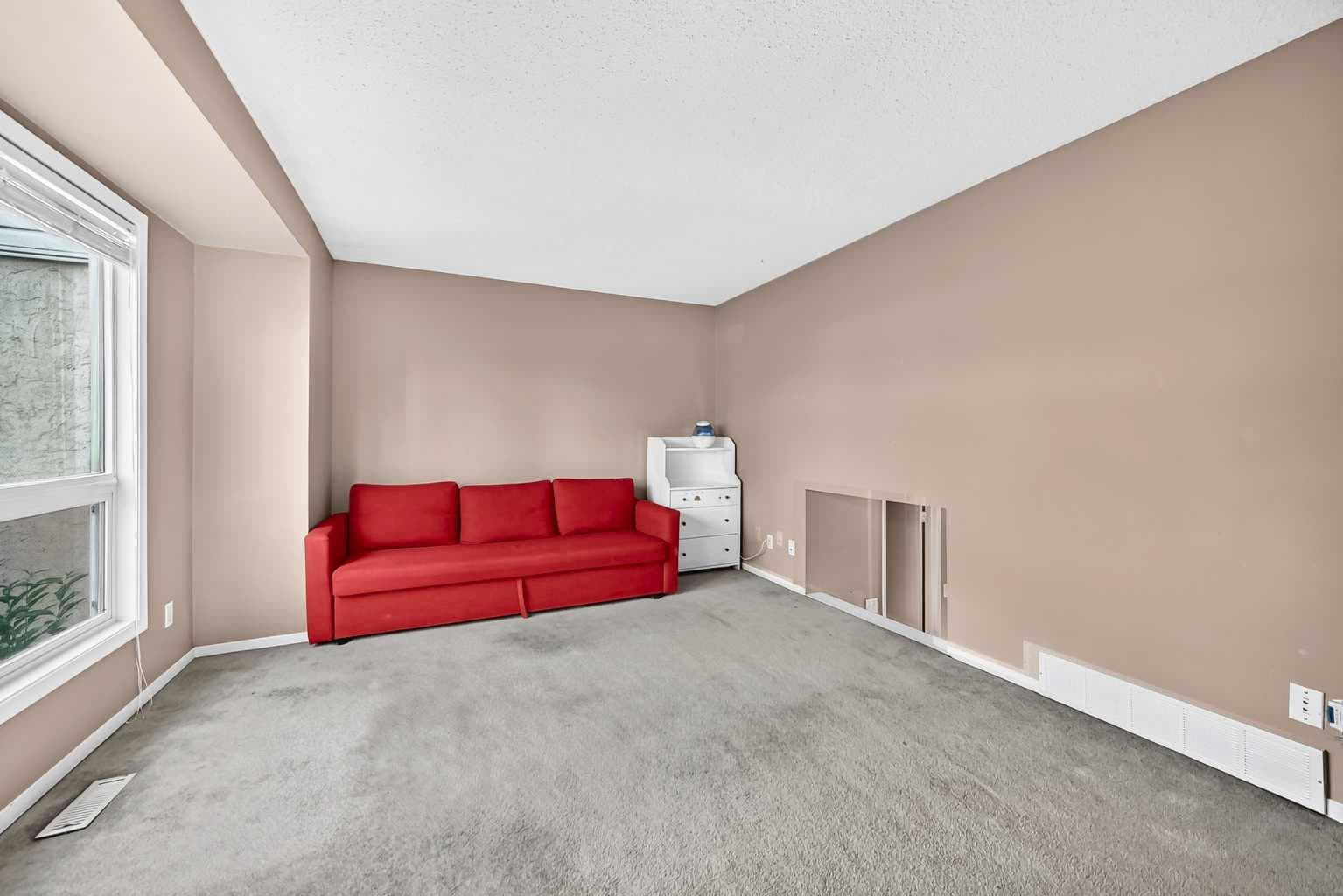 13, 123 Queensland Drive SE