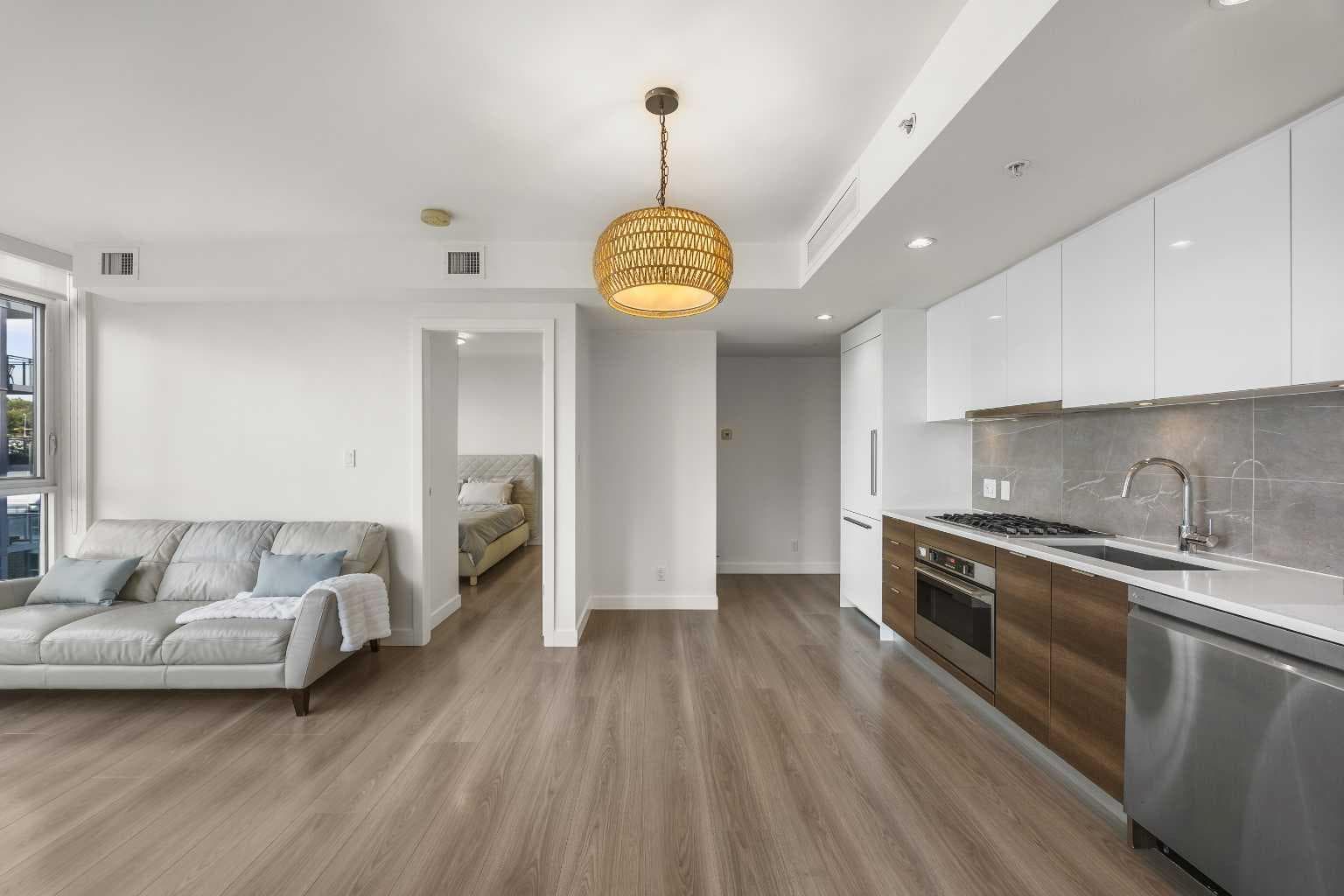 505, 108 Waterfront Court SW