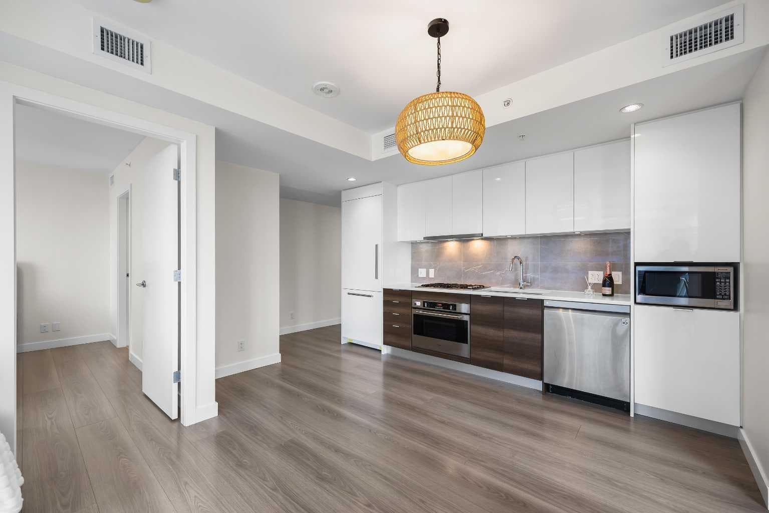 505, 108 Waterfront Court SW