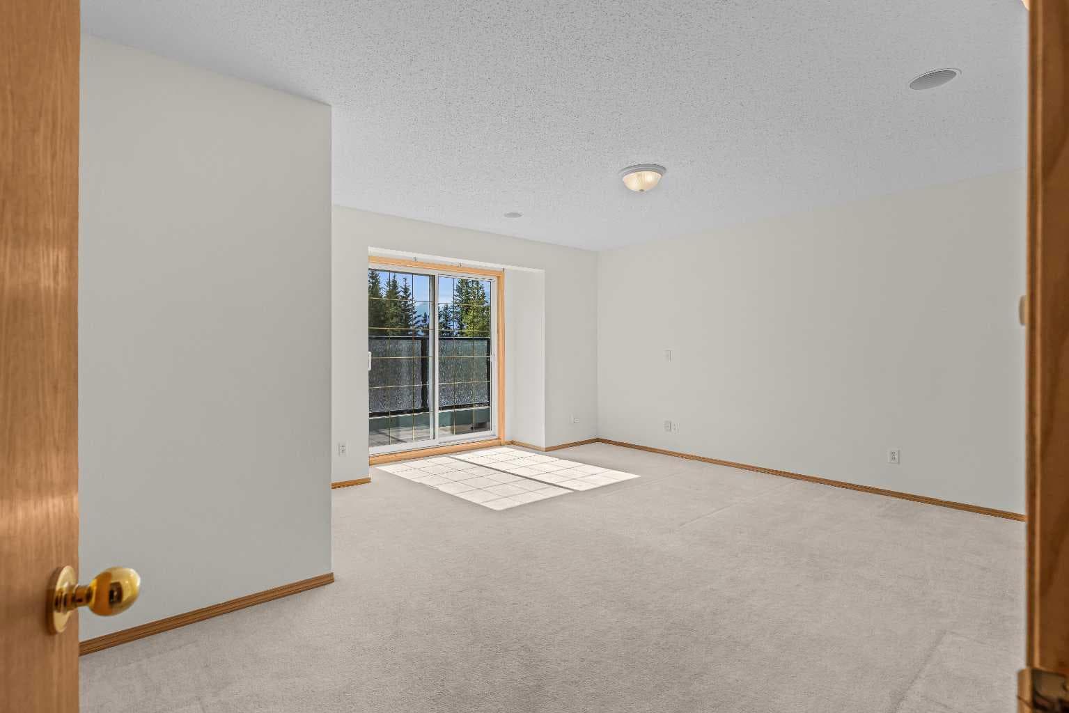 522 Grotto Road 