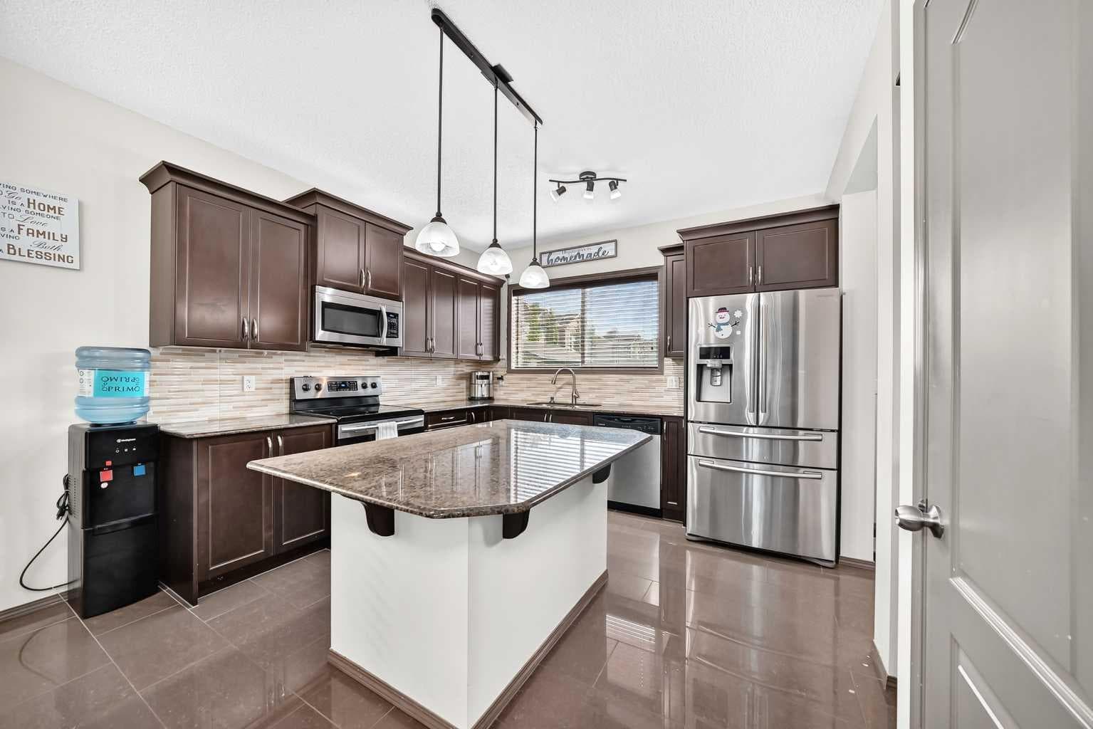 251 Skyview Point Road NE