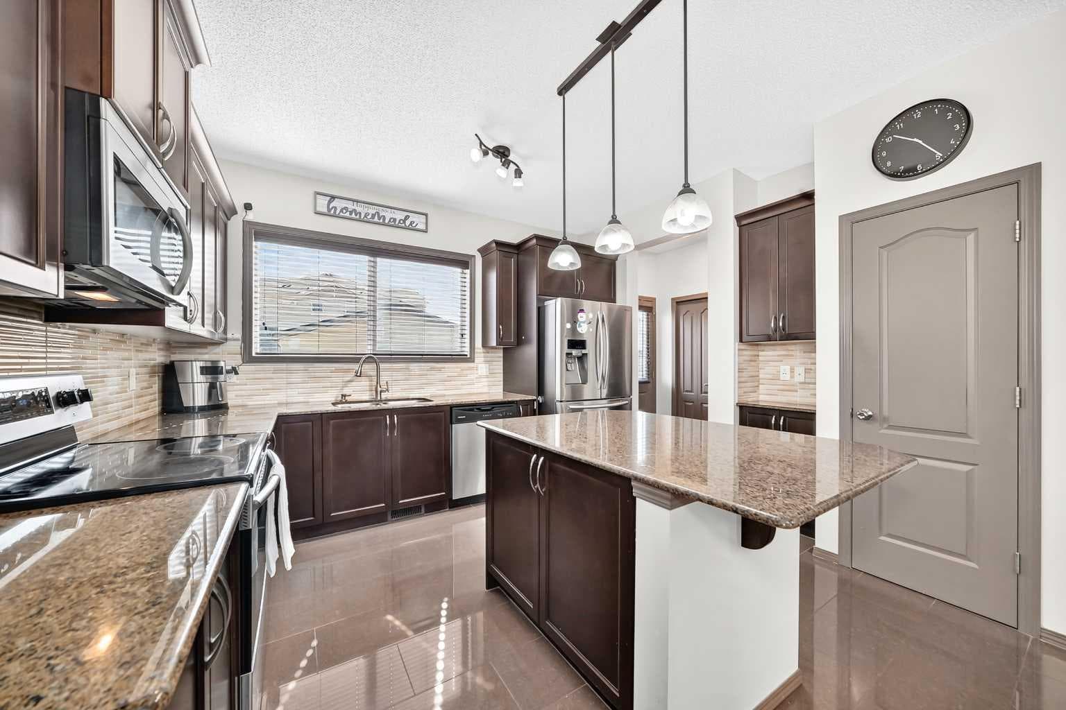 251 Skyview Point Road NE