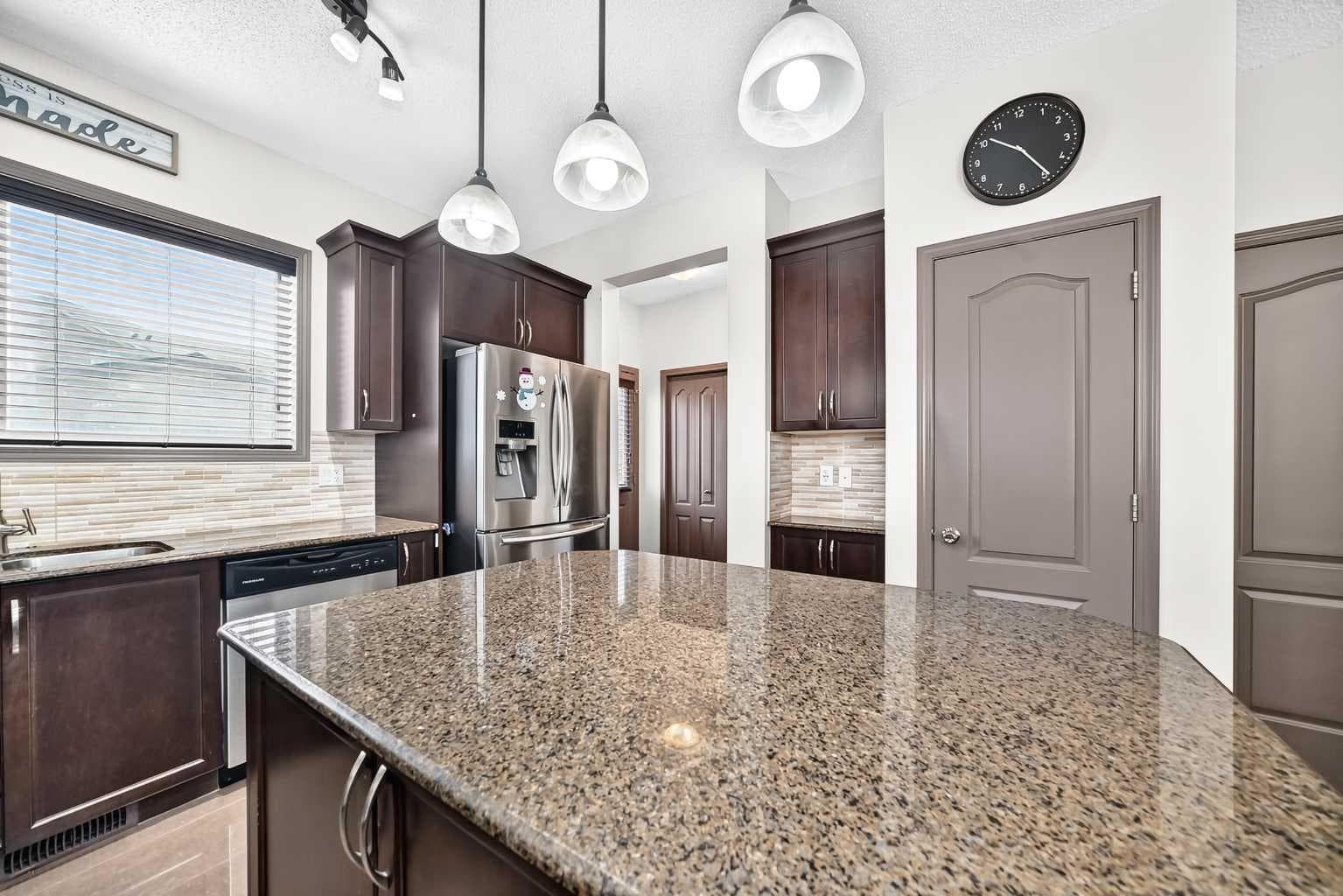 251 Skyview Point Road NE