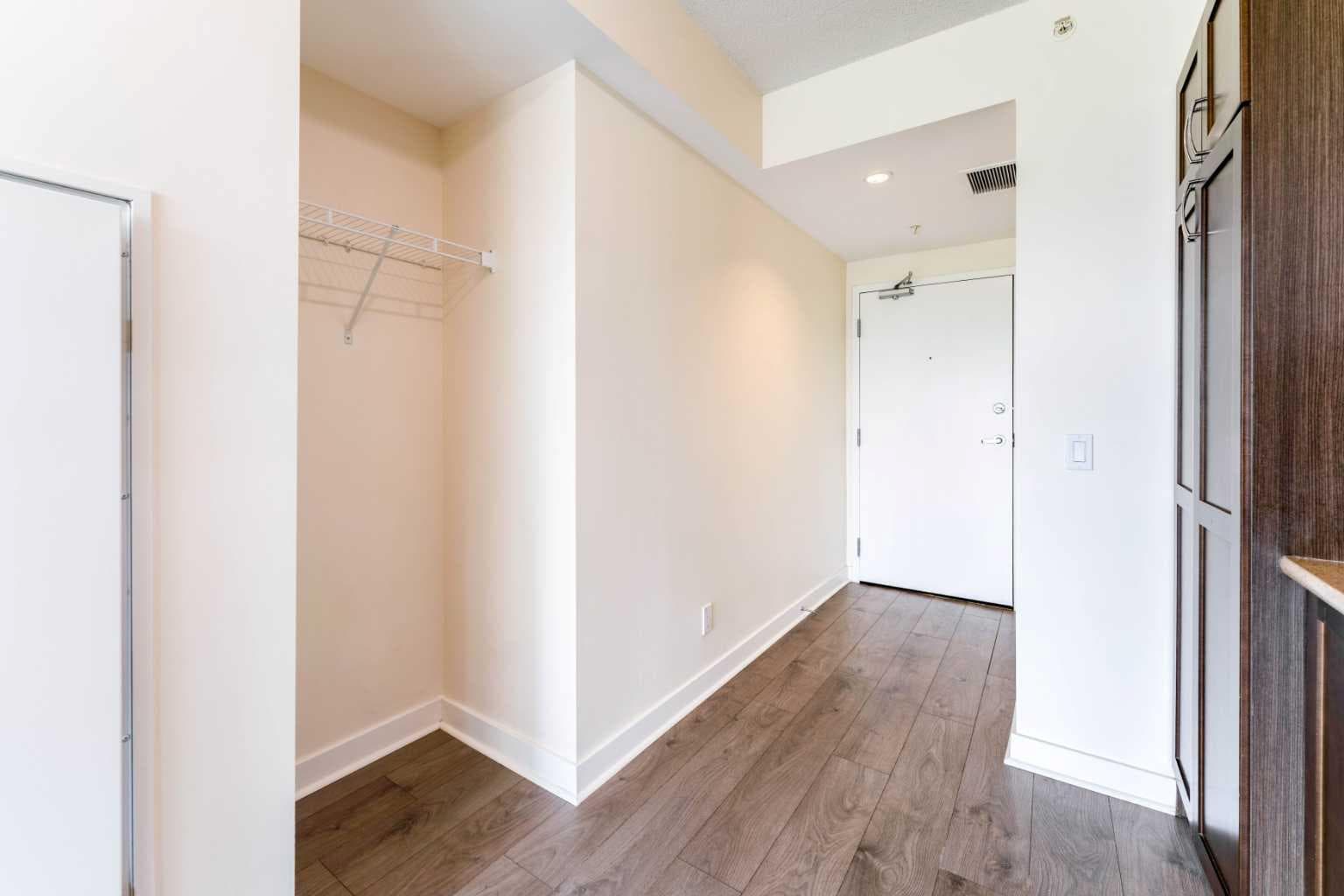 511, 30 Brentwood Common NW