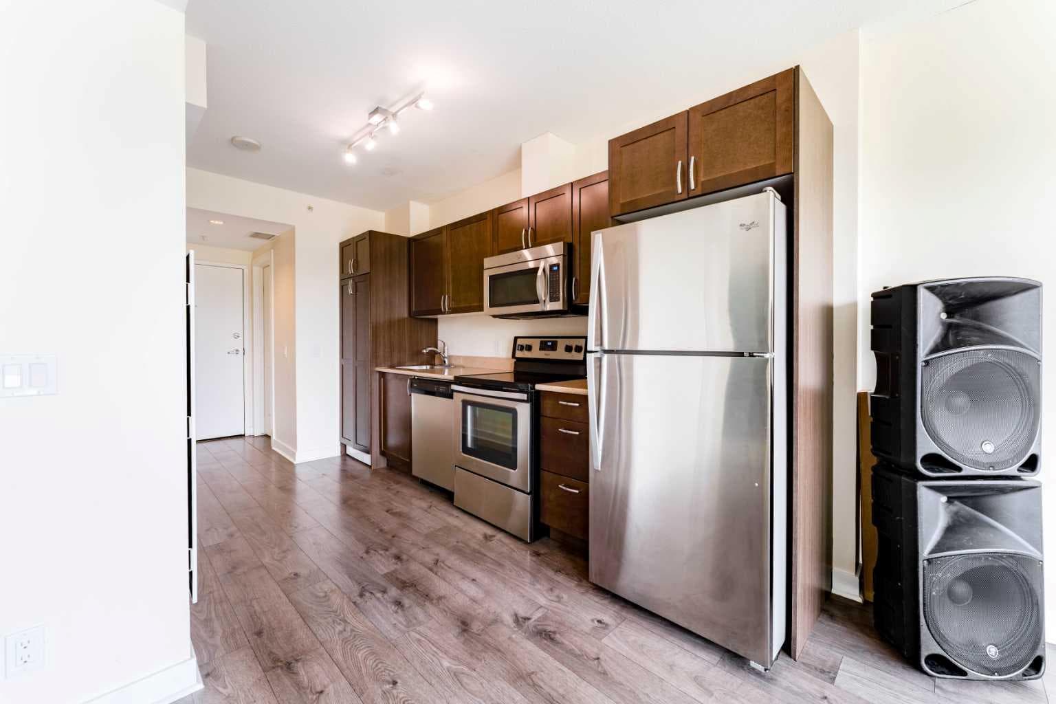 511, 30 Brentwood Common NW