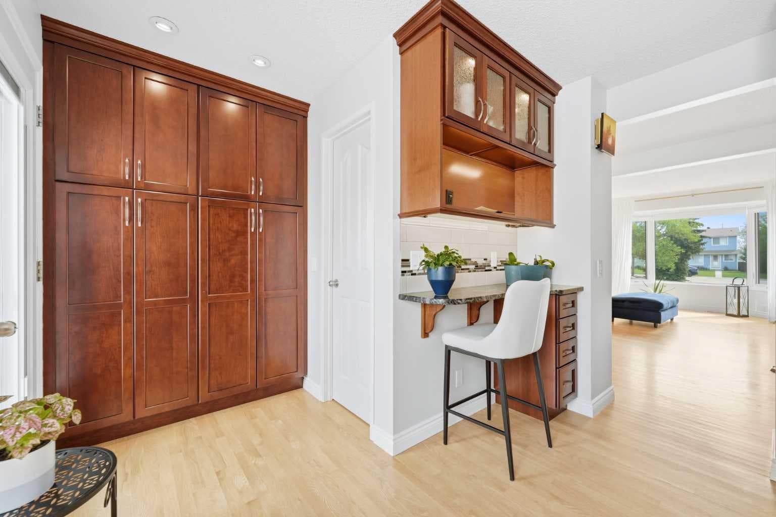 224 Erin Dale Place SE