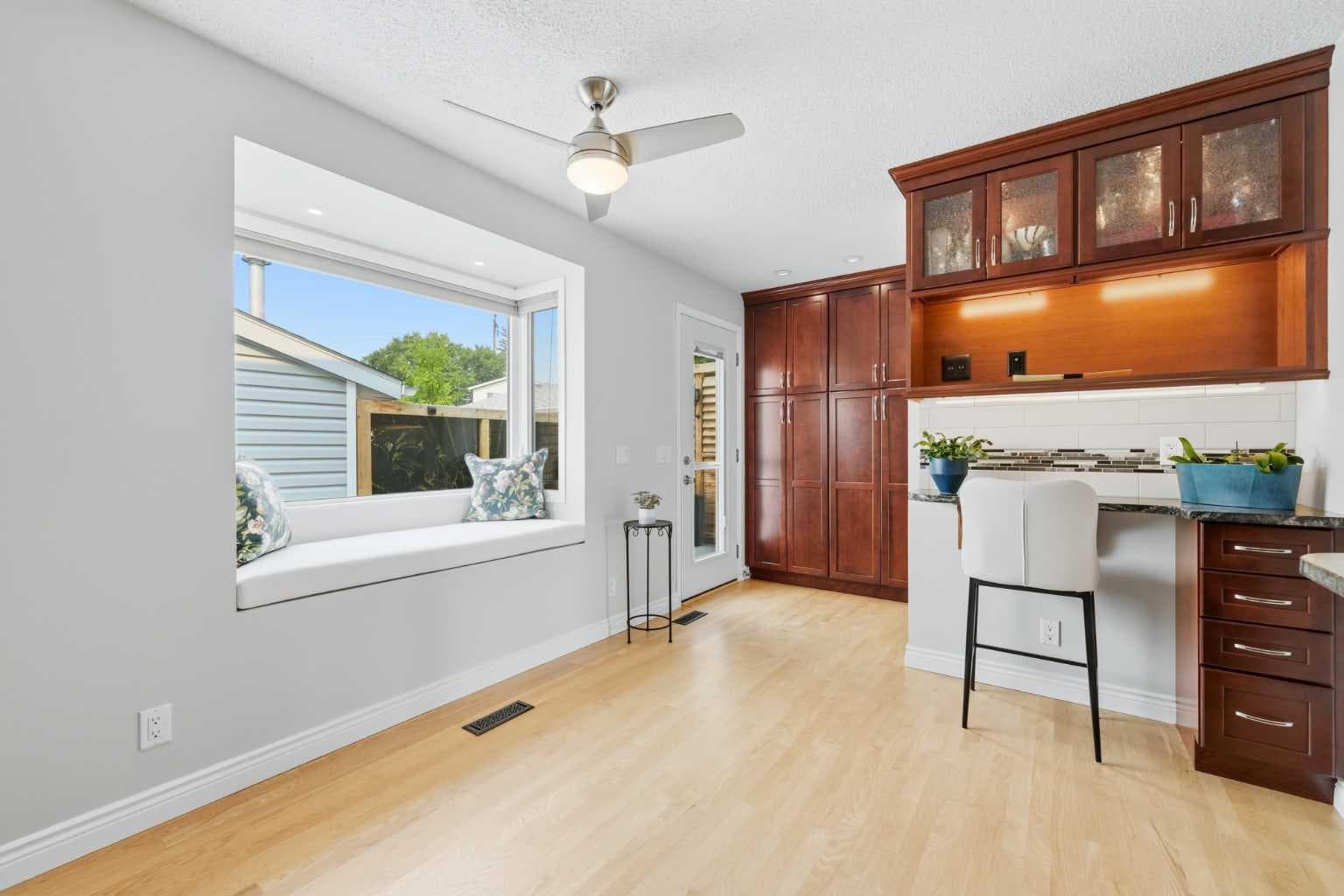 224 Erin Dale Place SE
