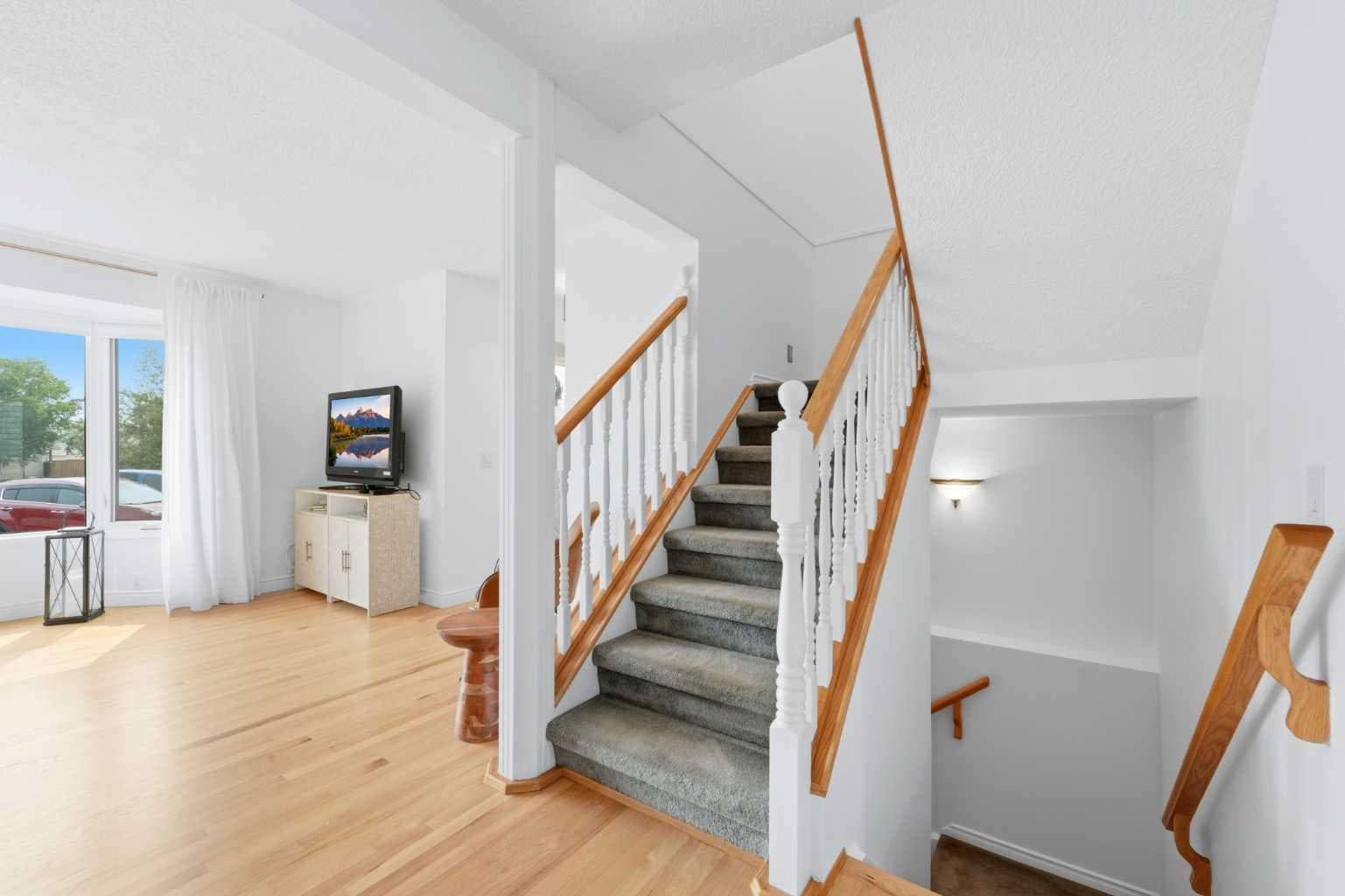 224 Erin Dale Place SE
