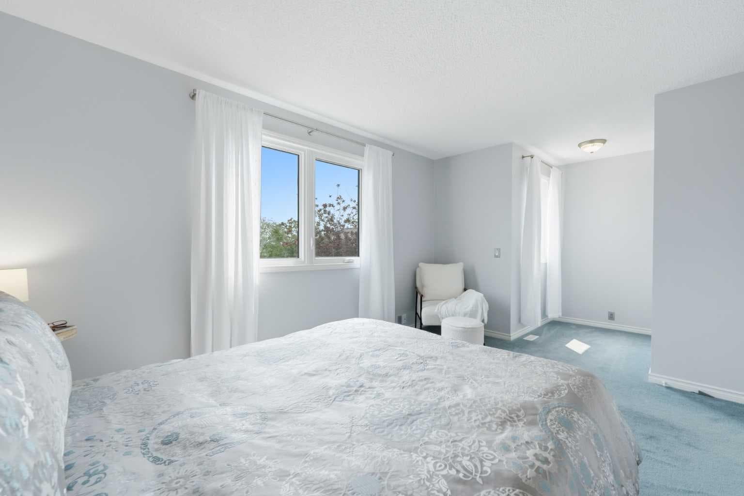 224 Erin Dale Place SE