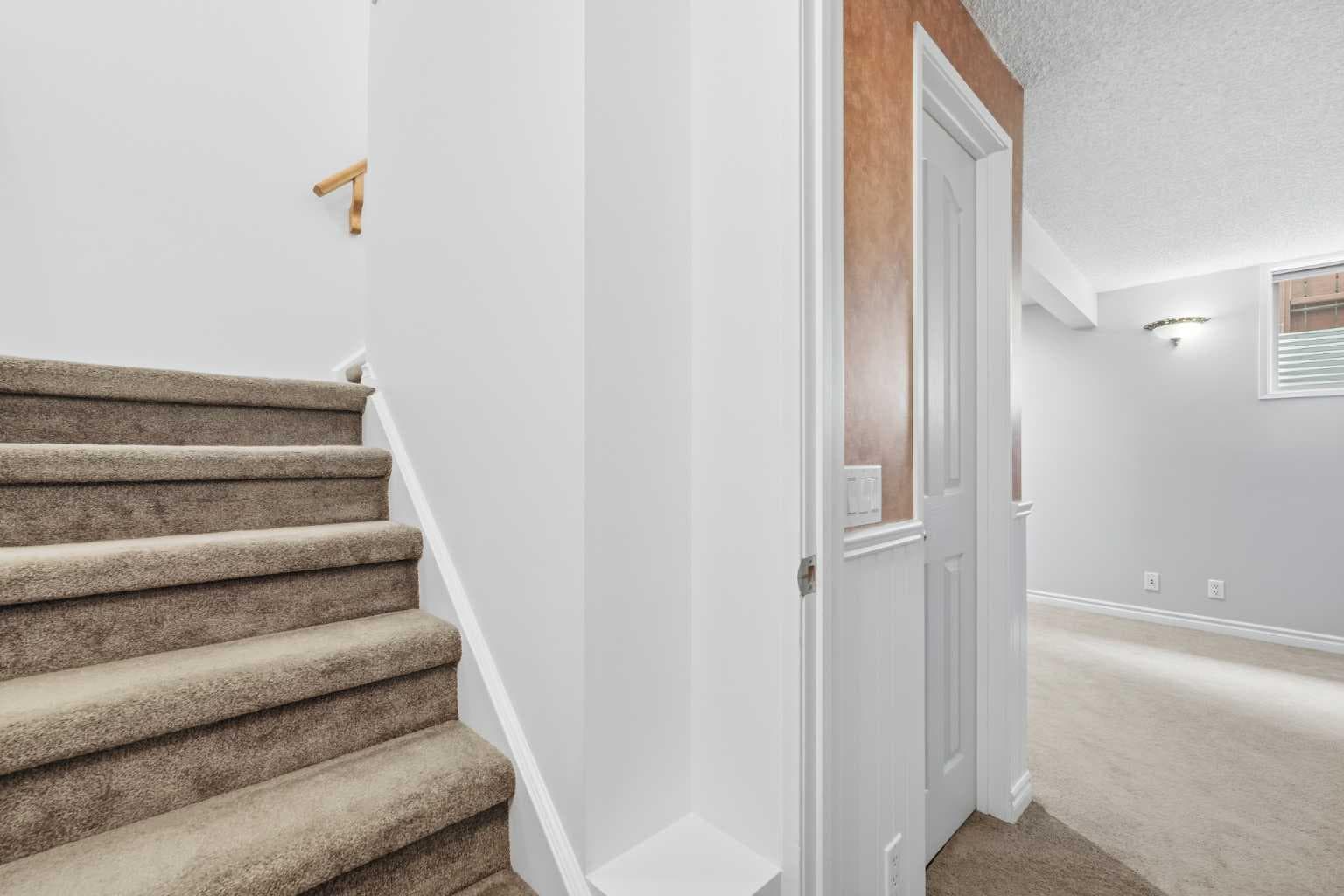 224 Erin Dale Place SE