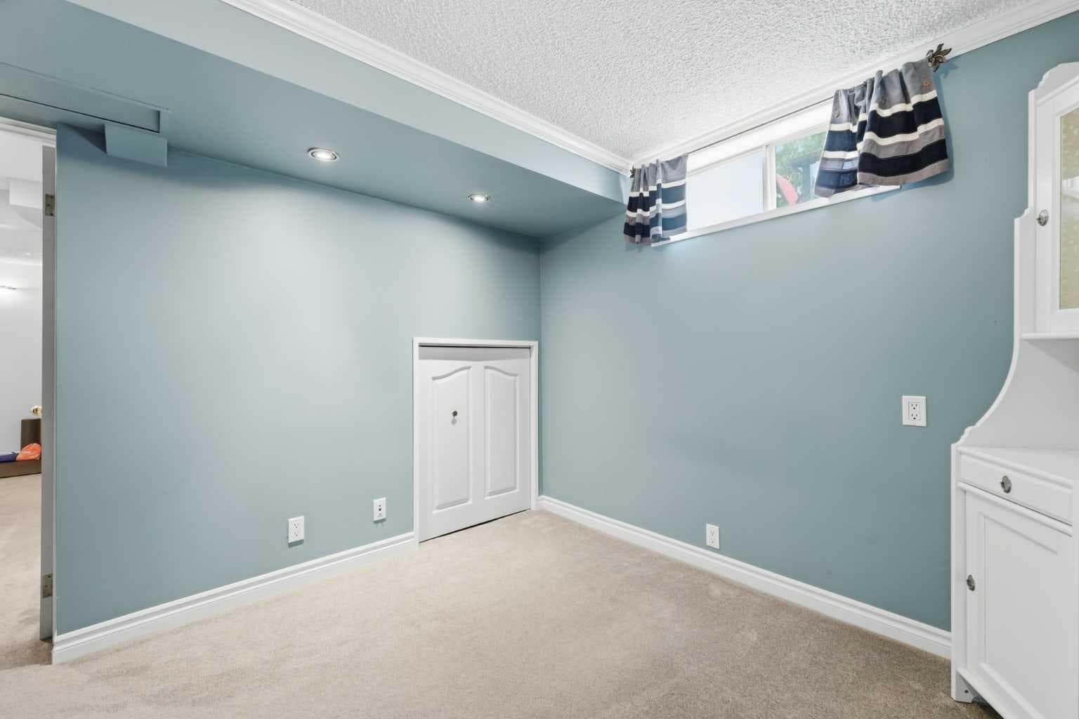 224 Erin Dale Place SE