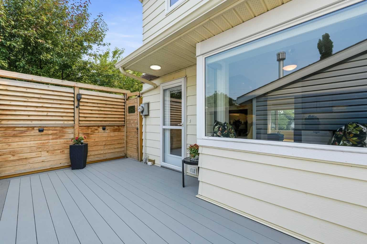224 Erin Dale Place SE