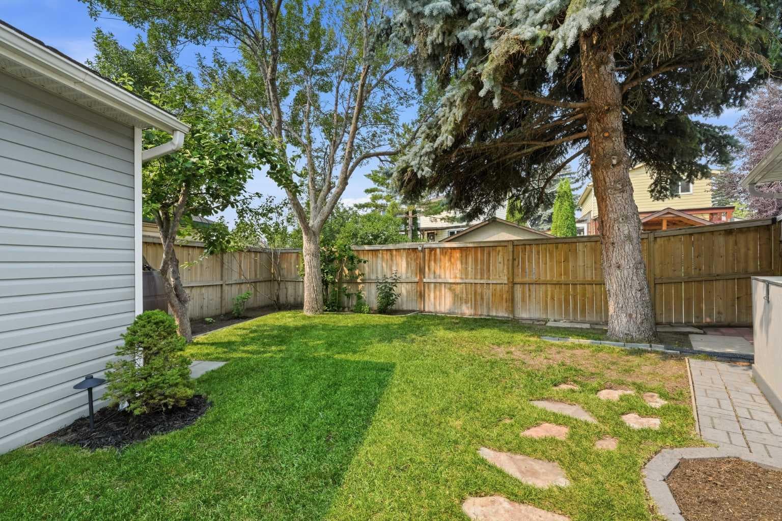 224 Erin Dale Place SE