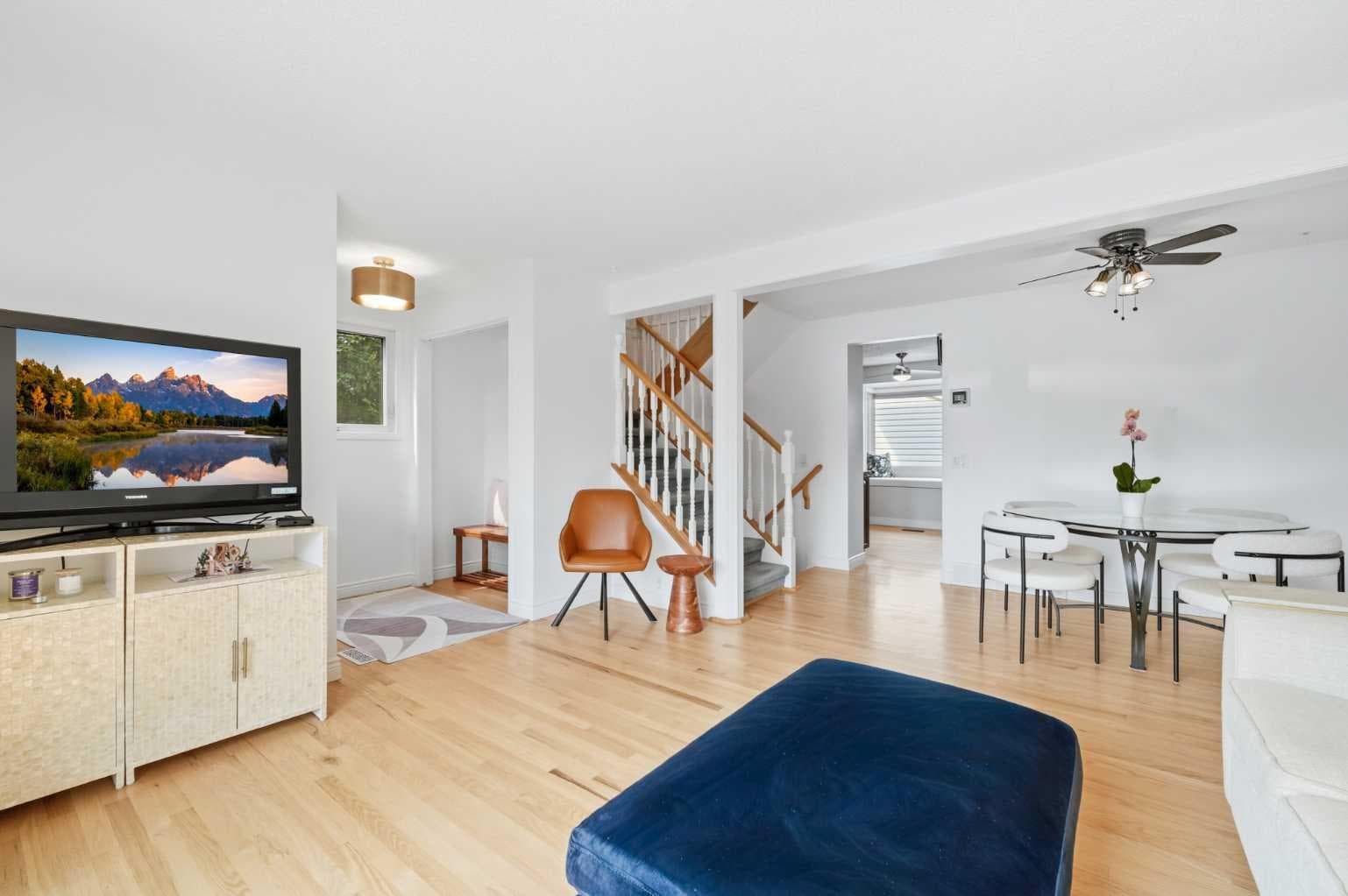 224 Erin Dale Place SE