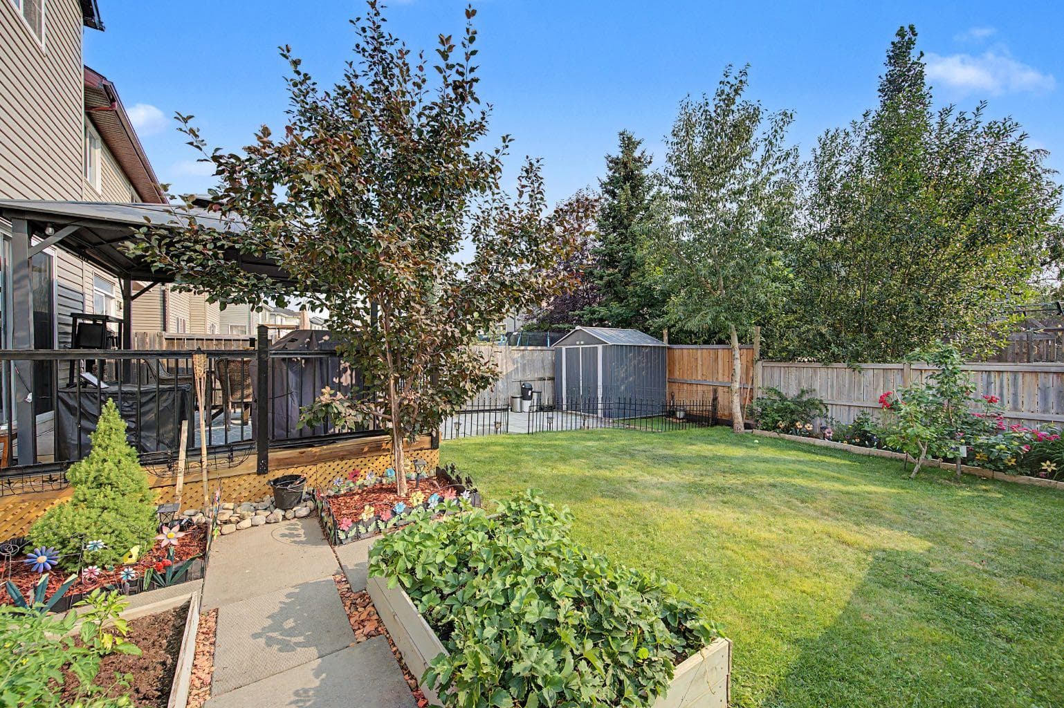 1600 Copperfield Boulevard SE