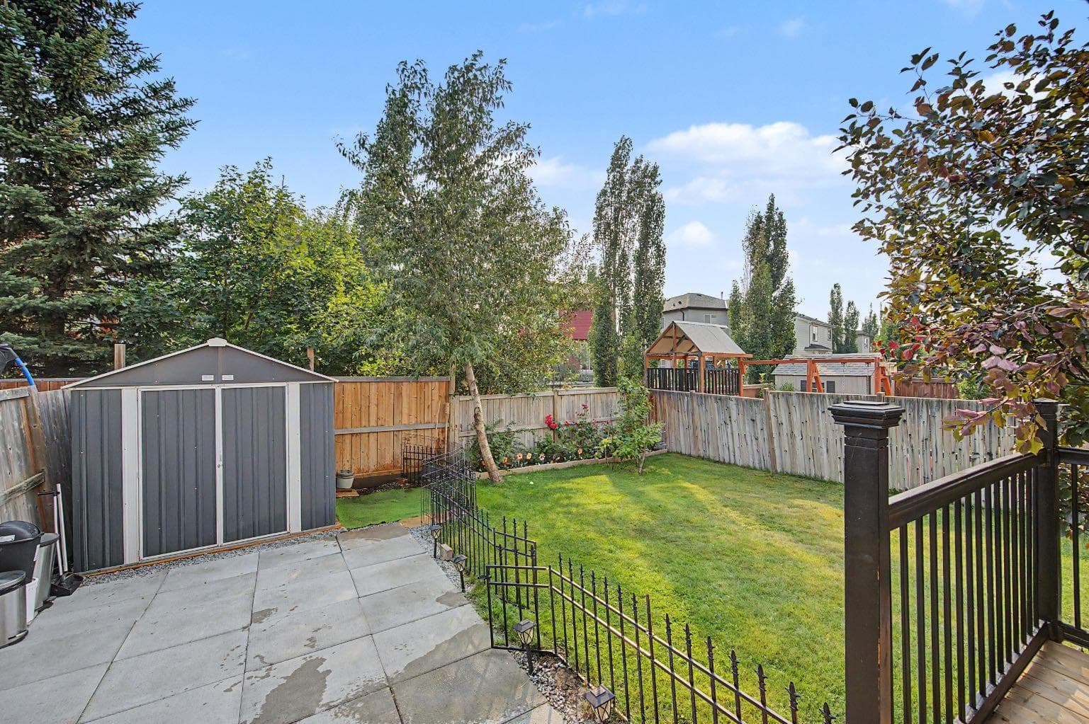 1600 Copperfield Boulevard SE